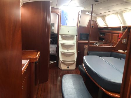 Beneteau 393 image