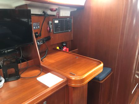 Beneteau 393 image