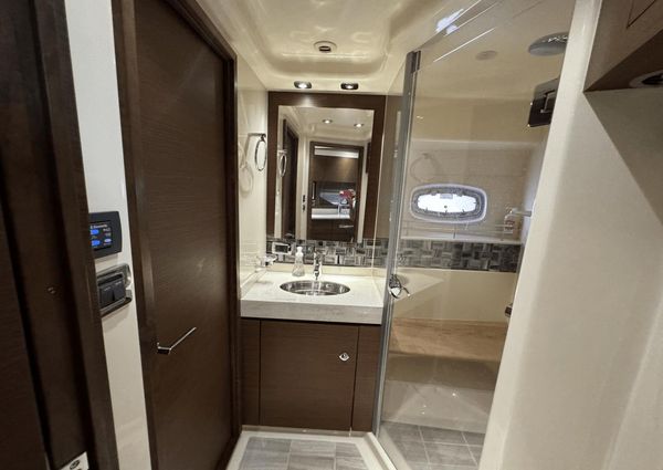 Sea Ray 540 Sundancer image