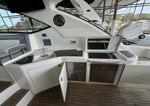 Sea Ray 540 Sundancer image