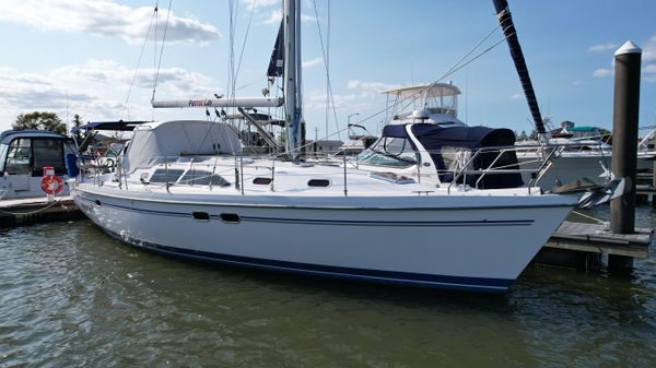 Catalina 387 