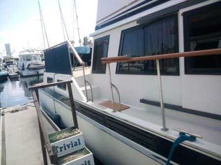 Californian 43-AFT-CABIN image