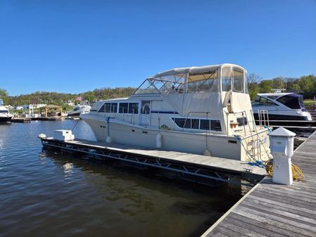 Chris-Craft Catalina 381 image