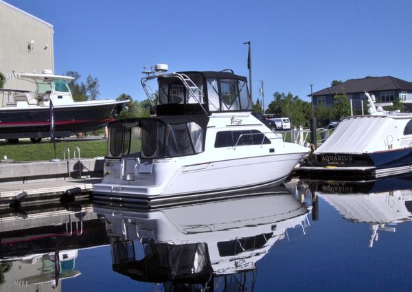 Mainship 31 Sedan Bridge image