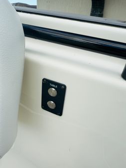 Cobia 350-CENTER-CONSOLE image