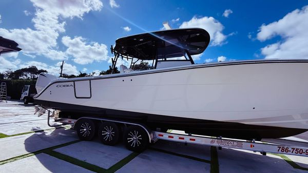 Cobia 350 Center Console 