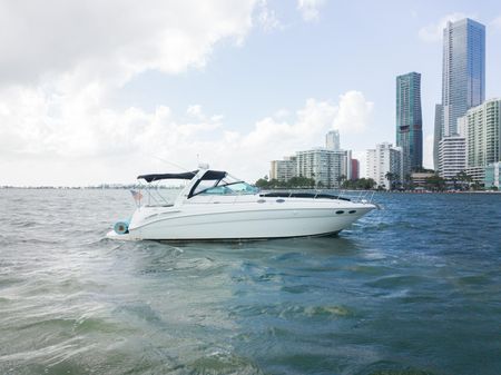 Sea Ray 380 Sundancer image