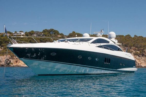 Sunseeker Predator 82 - main image