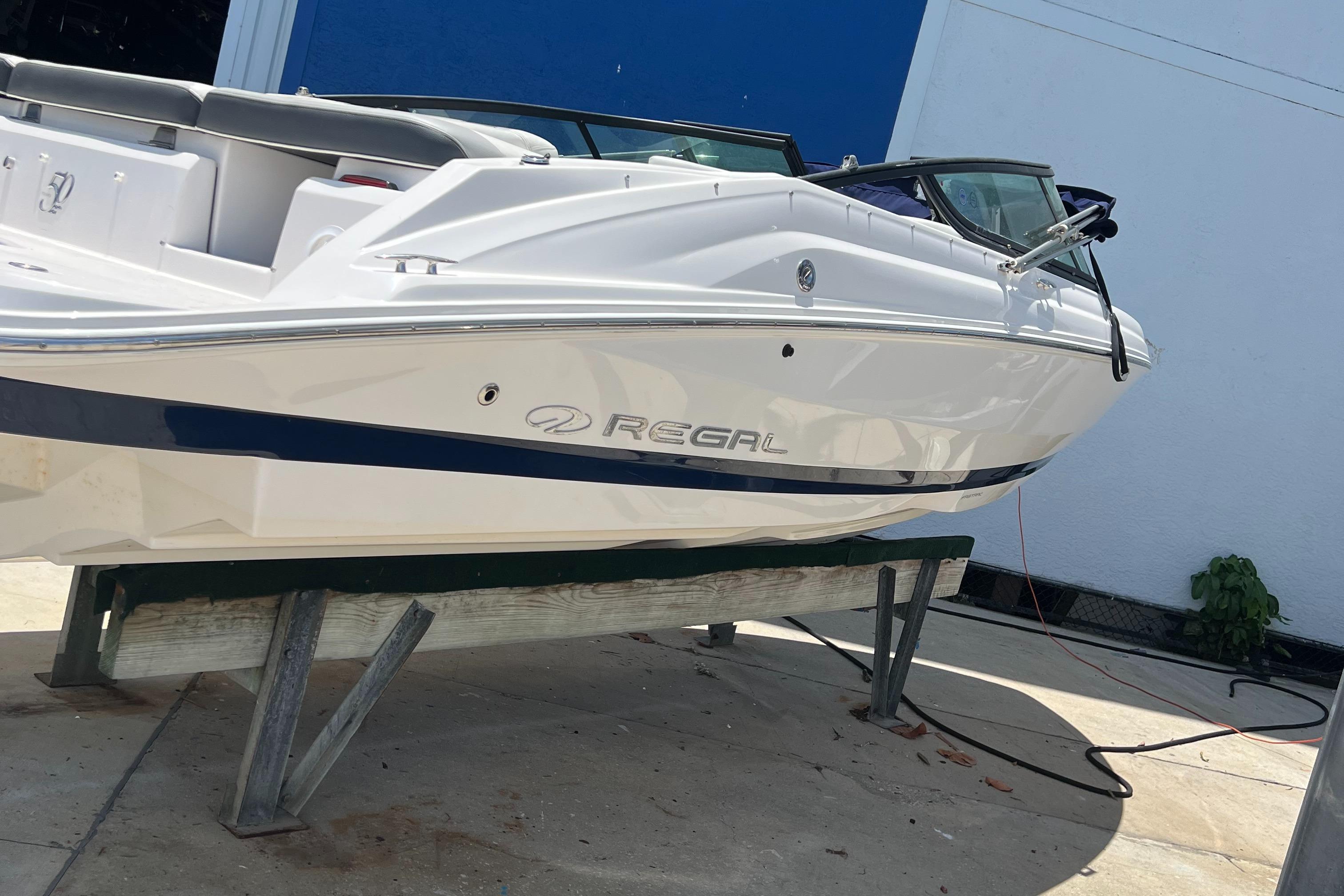 2021 Regal 21 obx