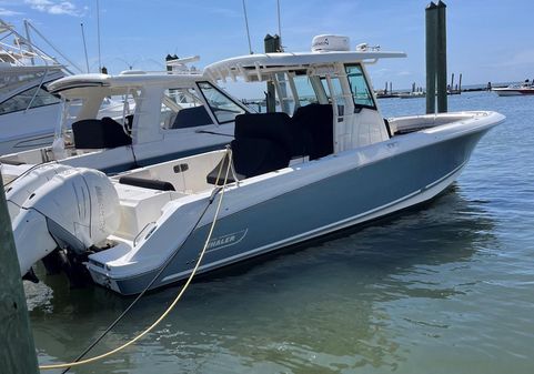 Boston Whaler 330 Outrage image