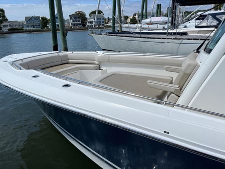 Boston Whaler 330 Outrage image