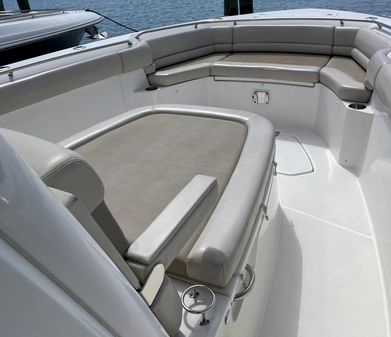 Boston Whaler 330 Outrage image