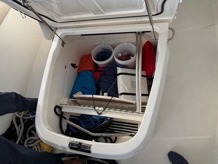 Boston Whaler 330 Outrage image