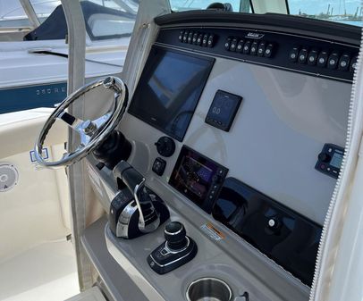 Boston Whaler 330 Outrage image