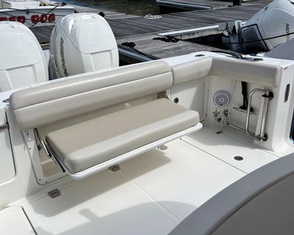 Boston Whaler 330 Outrage image