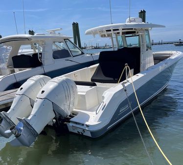 Boston Whaler 330 Outrage image