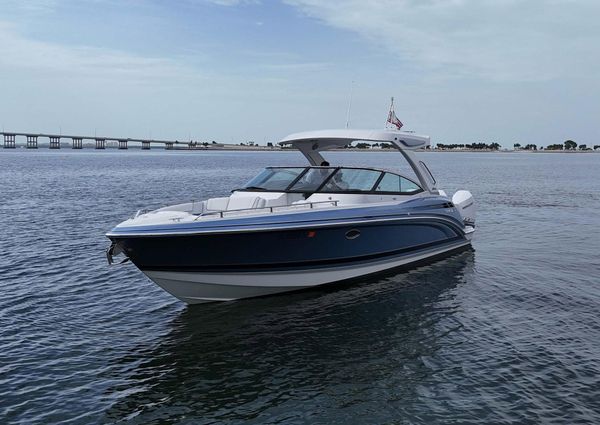 Formula 330 Crossover Bowrider OB image