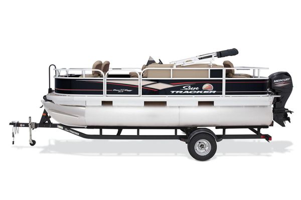 Sun Tracker Bass Buggy 18 DLX - main image
