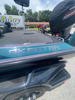 Skeeter FX 21 image