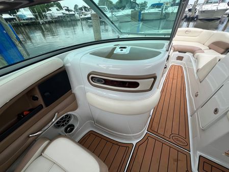 Crownline 270 SS image