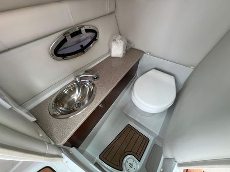 Crownline 270 SS image