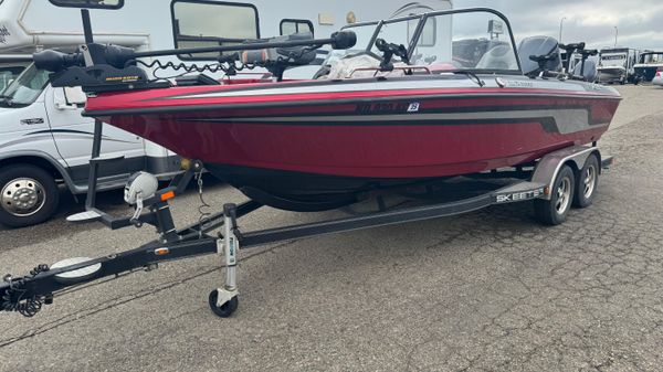 Skeeter WX 2060