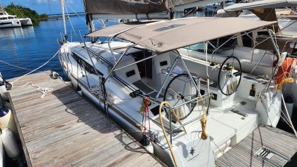 Jeanneau Sun Odyssey 349 