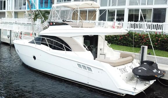 Carver 34 Fly image