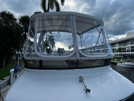 Carver 34 Fly image