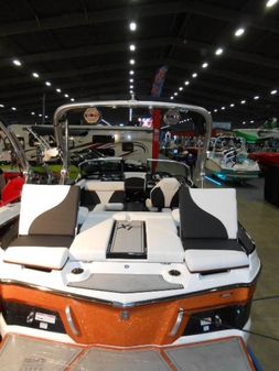 MasterCraft XT22 image