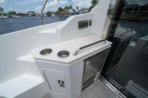 Cruisers Yachts 42 Cantius image