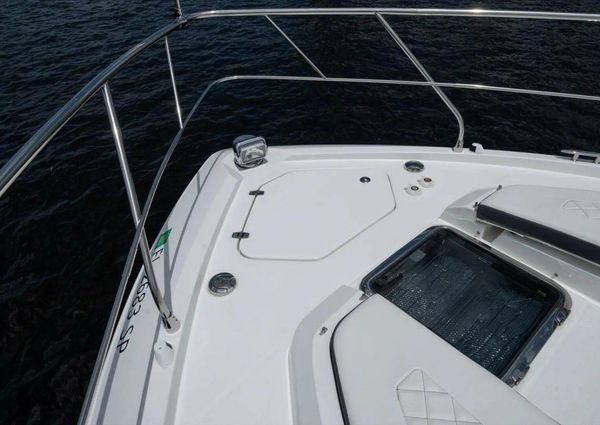 Cruisers Yachts 42 Cantius image