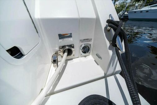 Cruisers Yachts 42 Cantius image