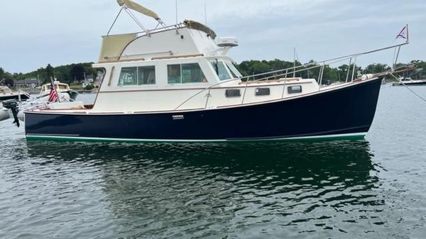 Duffy Flybridge Cruiser