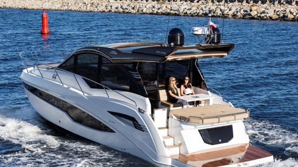 Galeon 425 HTS 