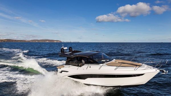 Galeon 425 HTS 