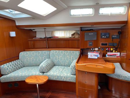 Beneteau 57 image