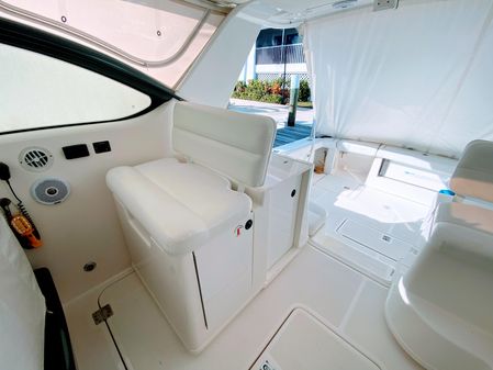 Tiara Yachts 3800 Open image