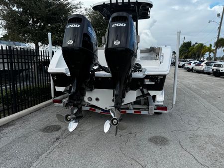 Sea-pro 262-CENTER-CONSOLE image