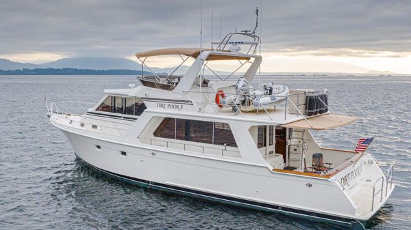 Offshore Yachts Pilothouse