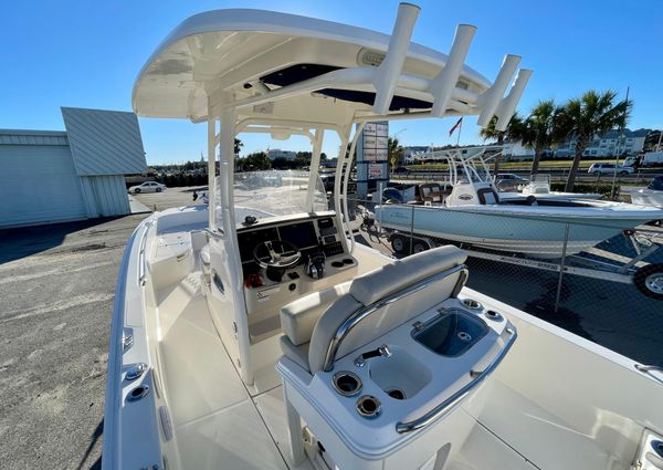 Boston-whaler 270-DAUNTLESS image