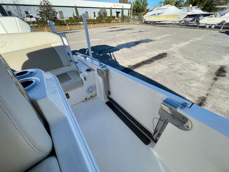 Boston-whaler 270-DAUNTLESS image