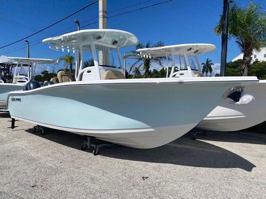 Sea Pro 259 Center Console - main image