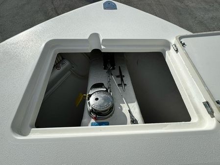 Cobia 280-CENTER-CONSOLE image