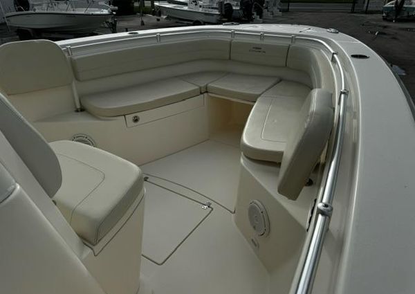 Cobia 280-CENTER-CONSOLE image