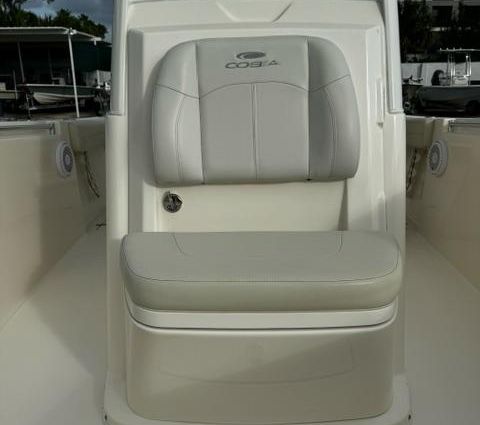 Cobia 280-CENTER-CONSOLE image