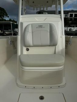 Cobia 280-CENTER-CONSOLE image