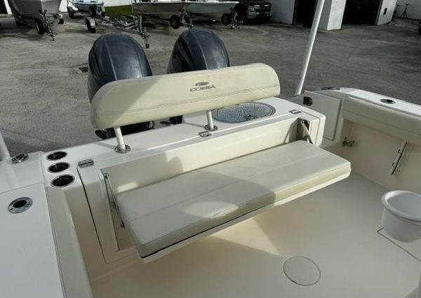 Cobia 280-CENTER-CONSOLE image