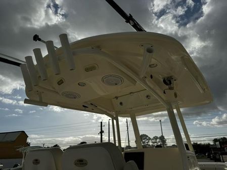 Cobia 280-CENTER-CONSOLE image