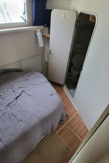 Cruisers Yachts 3650 Aft Cabin image